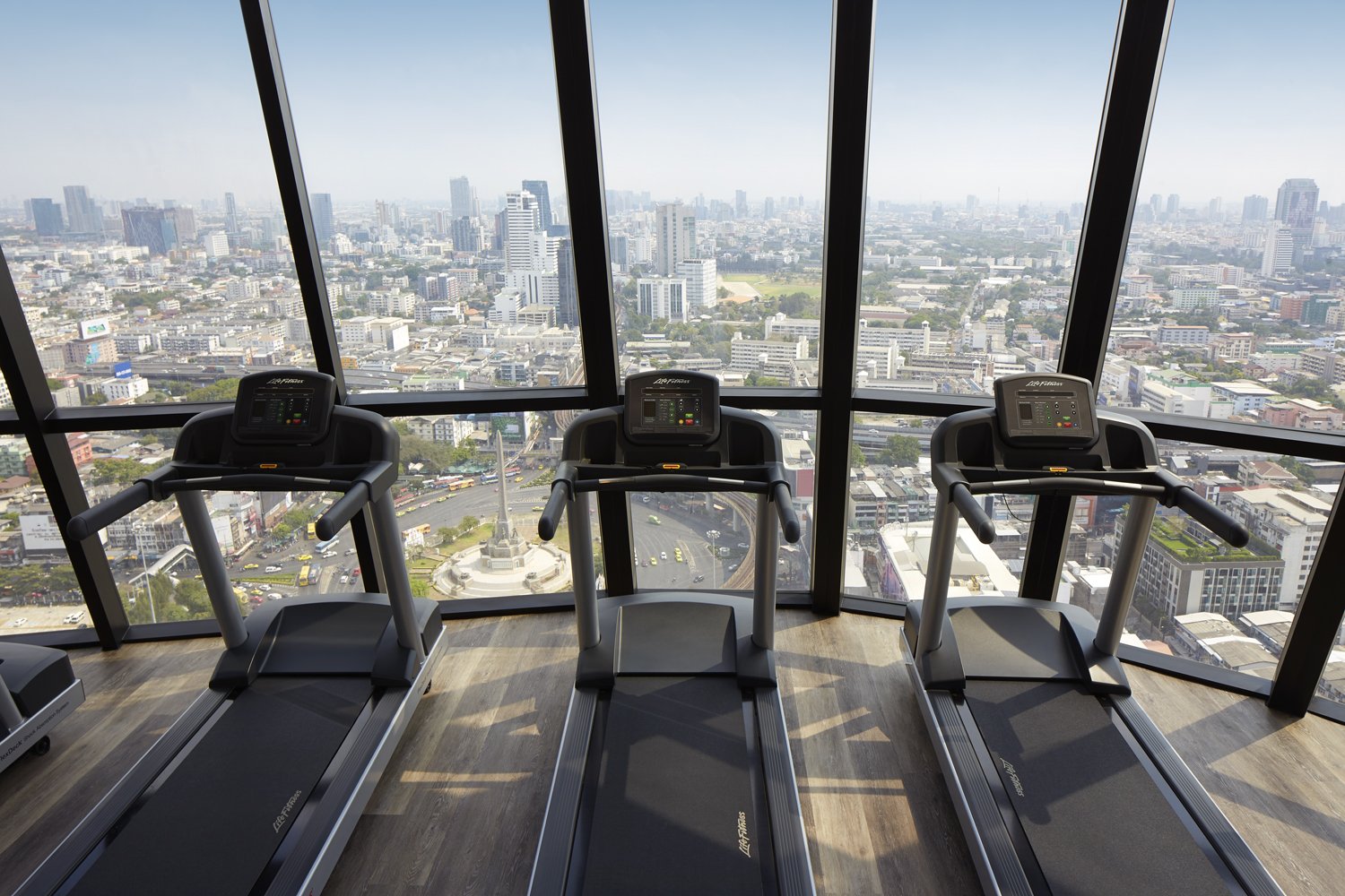 Idio Q S03 SKYLINEGYM-0299