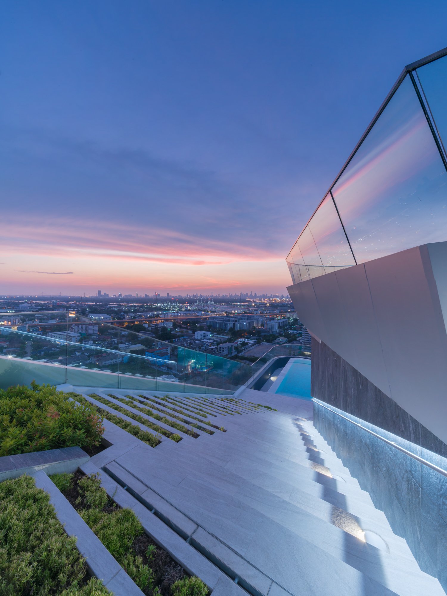 [Group 37]-_DSC6799__DSC6801-3 images