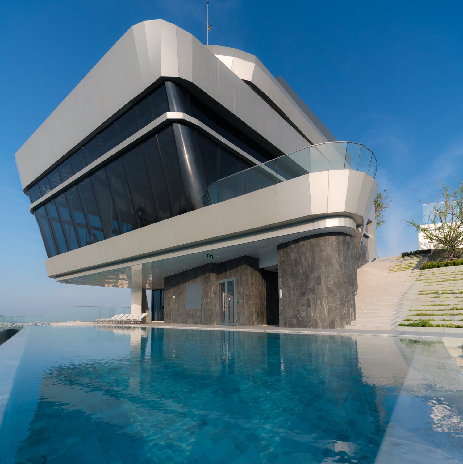 [Group 11]-_DSC6714__DSC6715-2 images